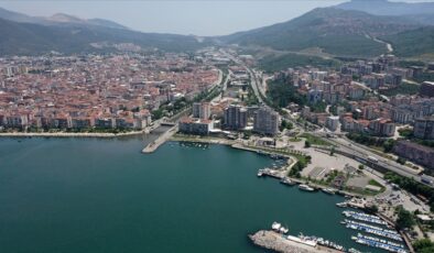 Gemlik’te Yasak Dinlenmedi: Provokatif Eylem Girişimine Sert Tepki