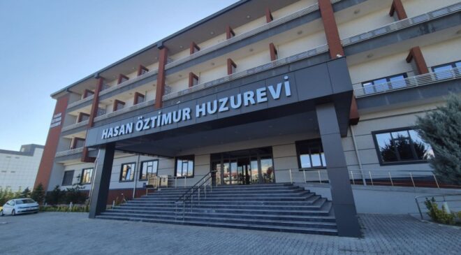Astsubaylardan Olgun Gençlere Ziyaret