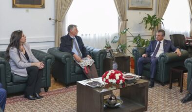 Aydınlanma Vurgusuyla Kritik Ziyaret