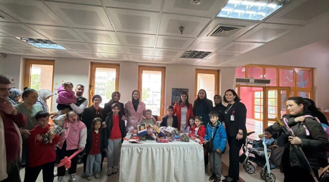 “Küçük Kalpler, Büyük Mutluluklar”