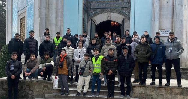 Osmangazi Belediyesi Ulu Camii’nde “Allah’u Ekber” diyene ceza yazdı.