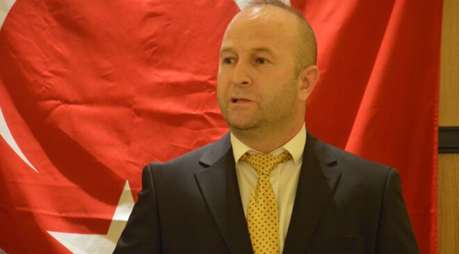 “Egemenlik kayıtsız şartsız milletindir”