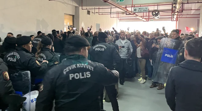Polise Saldırıya Anlamlı Cevap!