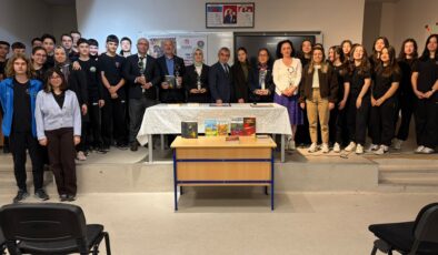 “Rumeli’ye Geçiş” Konferansı ve “Kırcaali Efsanesi” Belgeseli Gençlerle Buluştu