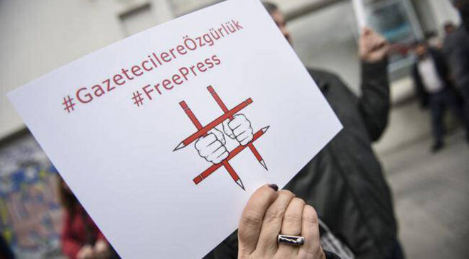 “Türkiye’de Basın Özgürlüğü Ciddi Gerileme Yaşıyor”