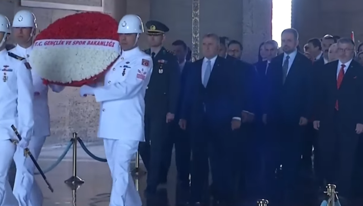 19 Mayıs Coşkusu Anıtkabir’de