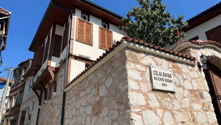 Celal Bayar’ın 143. Doğum Yıl Dönümü Umurbey’de Düzenlenen Programla Anıldı