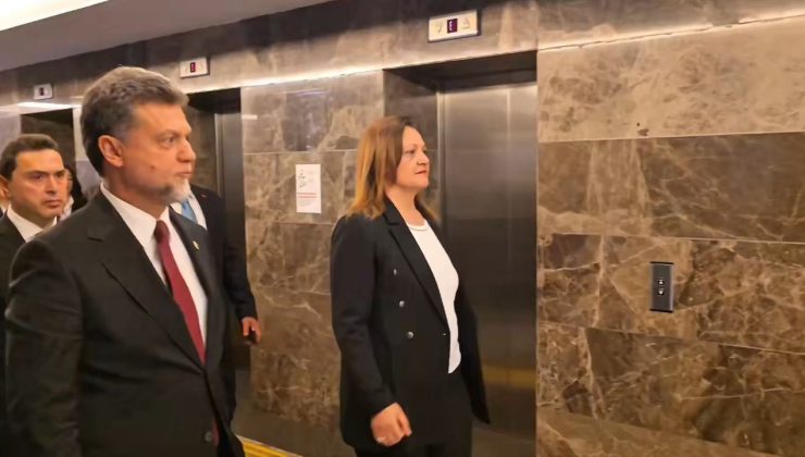 Afyonkarahisar Belediye Başkanı Köksal AK Parti’ye geçti