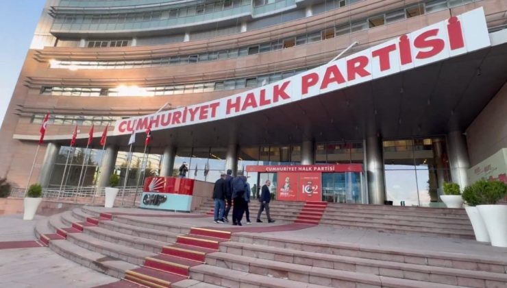 CHP Genel Merkezi’nde gerginlik