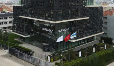 “Bursa halkı faturayla, çağrı merkeziyle, hizmet aksaklıklarıyla baş başa bırakıldı”