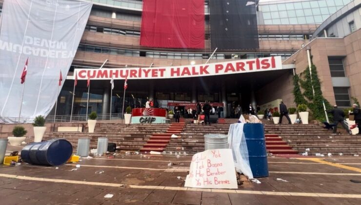 CHP Genel Merkezinde Tahliye Gerilimi