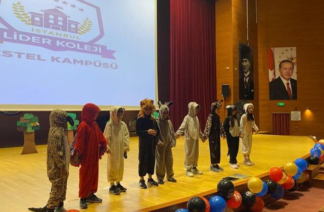 Lider Koleji Kestel’de “Dünya Dilleri Gecesi” ile Öğrenciler Sahneye Çıktı