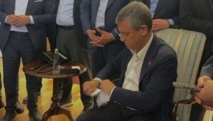Özgür Özel Tebligatı Yırttı