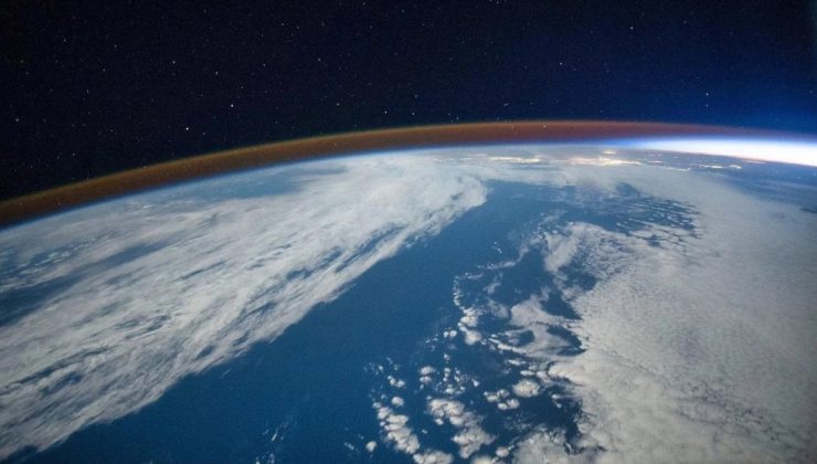 Stratosferdeki CO2 Soğutması ve Yüzey Isınması