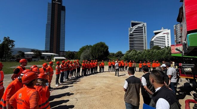 BURSA AFED TİMİ, ORMAN YANGINLARI İÇİN KOLLARI SIVADI