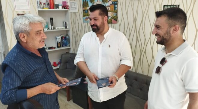 Anahtar Parti Osmangazi Teşkilatından Celal Bayar Caddesi’nde Esnaf Ziyareti