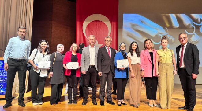 Gemlik’te 3 Okula “Akran Dostu Okul” Unvanı