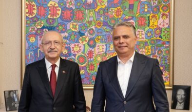 Kılıçdaroğlu, Belediye Başkanları ve Milletvekilleriyle Görüştü