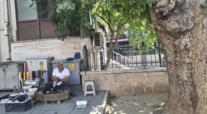 Şehreküstü’nde Toz Çilesi Vatandaşı Canından Bezdiriyor
