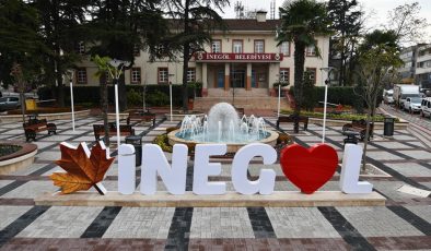 İnegöl Belediye Çarşısında Neler Oluyor!