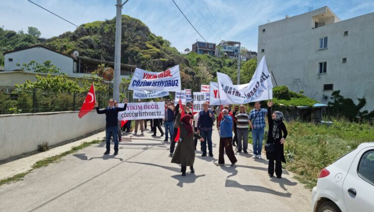 “Vatandaş Kurumlar Arasındaki Çelişkinin Ortasında Kalıyor”