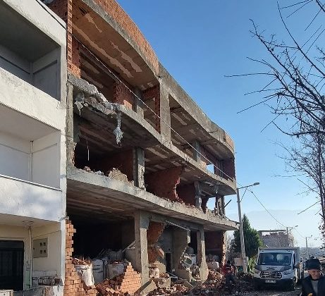 İmar Yasasına Takılanlar Derneği’nden TBMM’ye çağrı: “Yapı Kayıt mağduriyeti yıkımla değil, kalıcı çözümle giderilmeli”