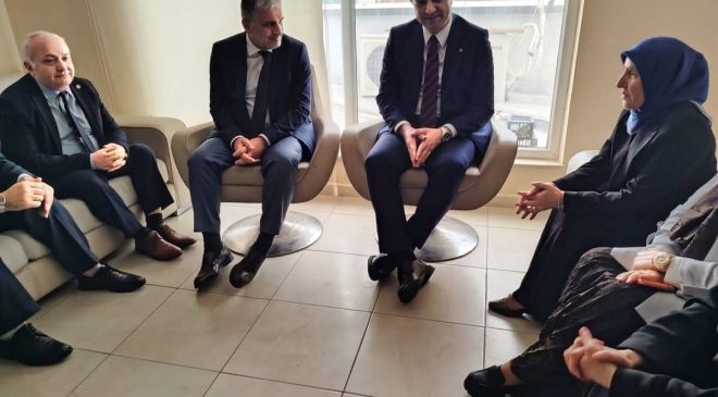 Saadet Partisi Bursa’da Yeni Dönem: Divan’da Köklü Değişim