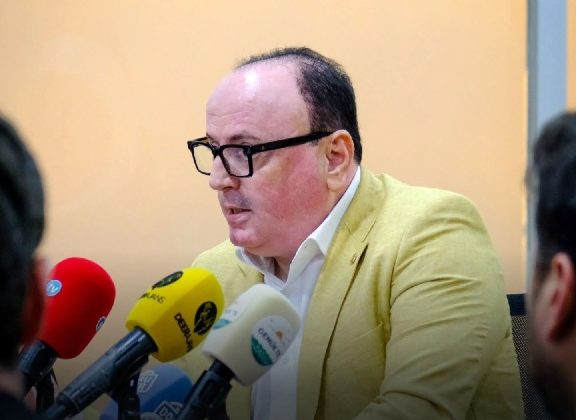 Erten Kayan’dan Gemlikspor’da yeni dönem mesajı: “Her yöneticimiz görevinde tam yetkilidir”