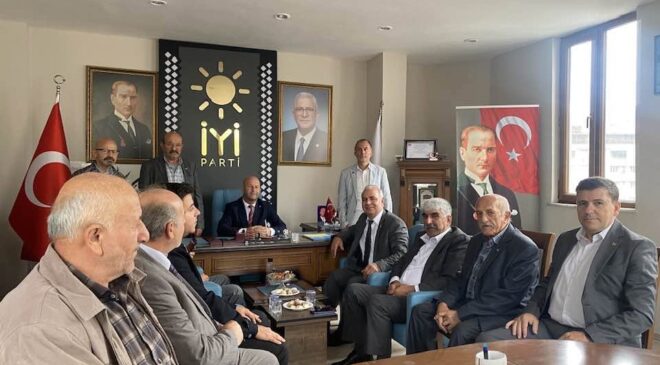 Demokrat Parti Orhangazi’de yoğun ziyaret trafiği: Esnafın sorunları ve ilçe gündemi masaya yatırıldı
