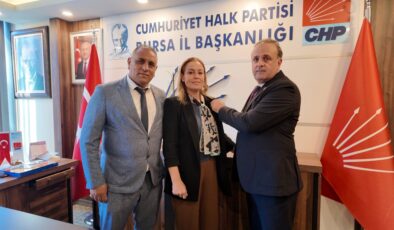 Zeynep Akış Serintürk Yeniden CHP Ailesine Katıldı