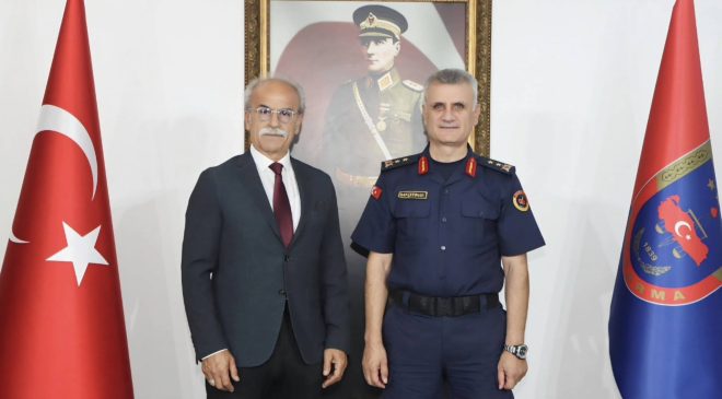 Bursa’da Sadi Aydın’dan Tümgeneral Mustafa Bakçepınar’a hayırlı olsun ziyareti