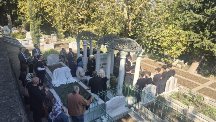 Zeki Müren 30. ölüm yıldönümünde Bursa’da anıldı