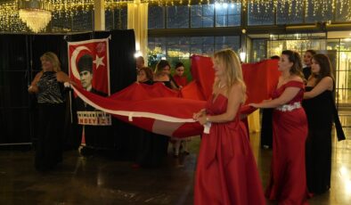 Türk Kadınlar Birliği Bursa Şubesi’nden Cumhuriyet’in 103. Yılına Anlamlı Kutlama