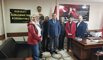 İYİ Parti Osmangazi İlçe’den Bursa Emekliler Derneği’ne ziyaret