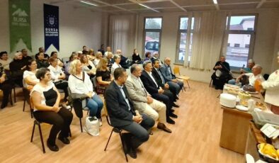 Kirmastı Türk Müziği Topluluğu Yeni Konser Sezonuna Pasta Keserek Başladı