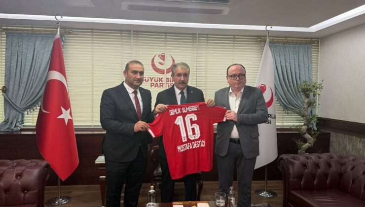 Gemlik Sümerbey Futbol Spor Kulübü Başkanı Erten Kayan’dan Destici’ye ziyaret