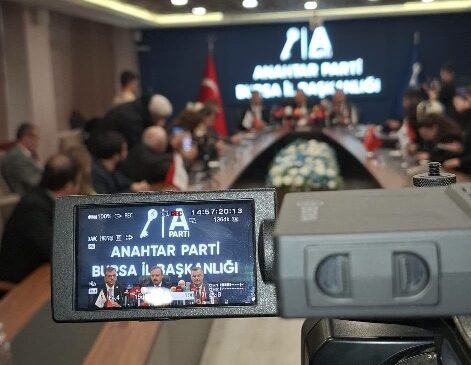 Yavuz Ağıralioğlu Bursa’da konuştu: “Artık sandığı siyaset değil, millet istiyor”