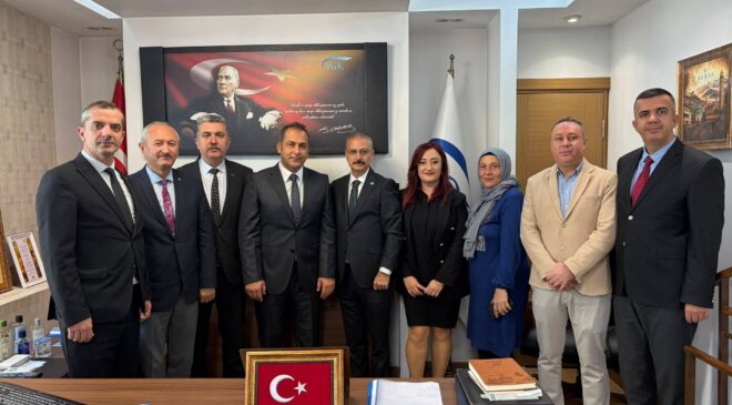 İbrahim Bulut ve Şube Başkanlarından SGK Bursa İl Müdürü Cem Taşkaldıran’a Ziyaret