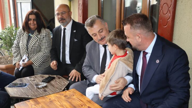 Anahtar Parti İznik’te sahaya indi: İlçenin sorunları masaya yatırıldı