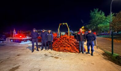 Gemlik’te Kaçak Midye Avına Geçit Yok: 174 Bin TL Ceza!