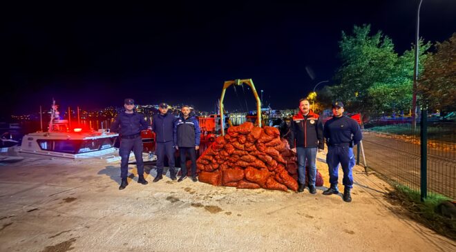 Gemlik’te Kaçak Midye Avına Geçit Yok: 174 Bin TL Ceza!