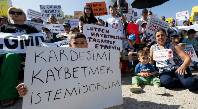 15 Yaşındaki Ömer Faruk Mat’ın Yaşam Mücadelesi: DMD Hastalığına Karşı Umut Arıyor, Ailesi Destek Bekliyor