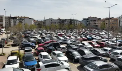SAADET PARTİSİ’NDEN KARACABEY BELEDİYESİNE OTOPARK TEPKİSİ: “KARACABEY’İN OTOPARK SORUNU ÇÖZÜM BEKLİYOR!”